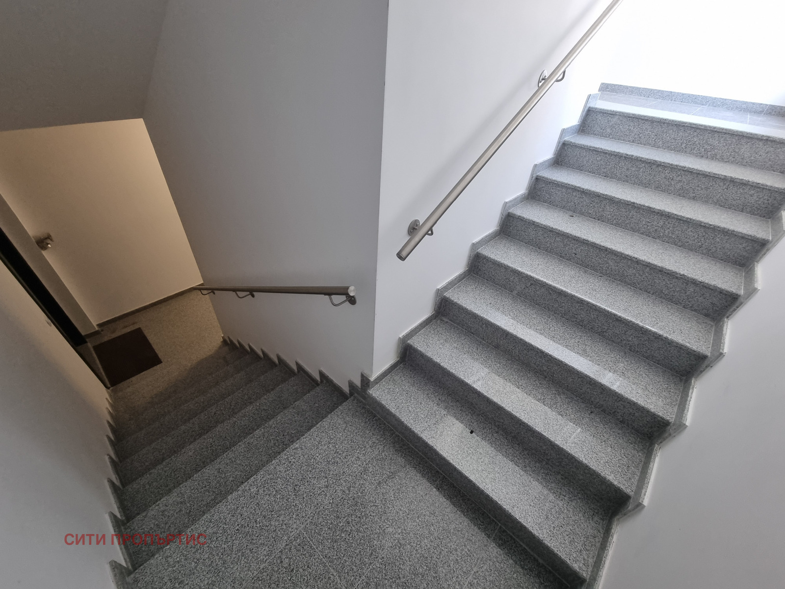 Продава 3-СТАЕН, гр. Благоевград, Освобождение, снимка 10 - Апартаменти - 54409899