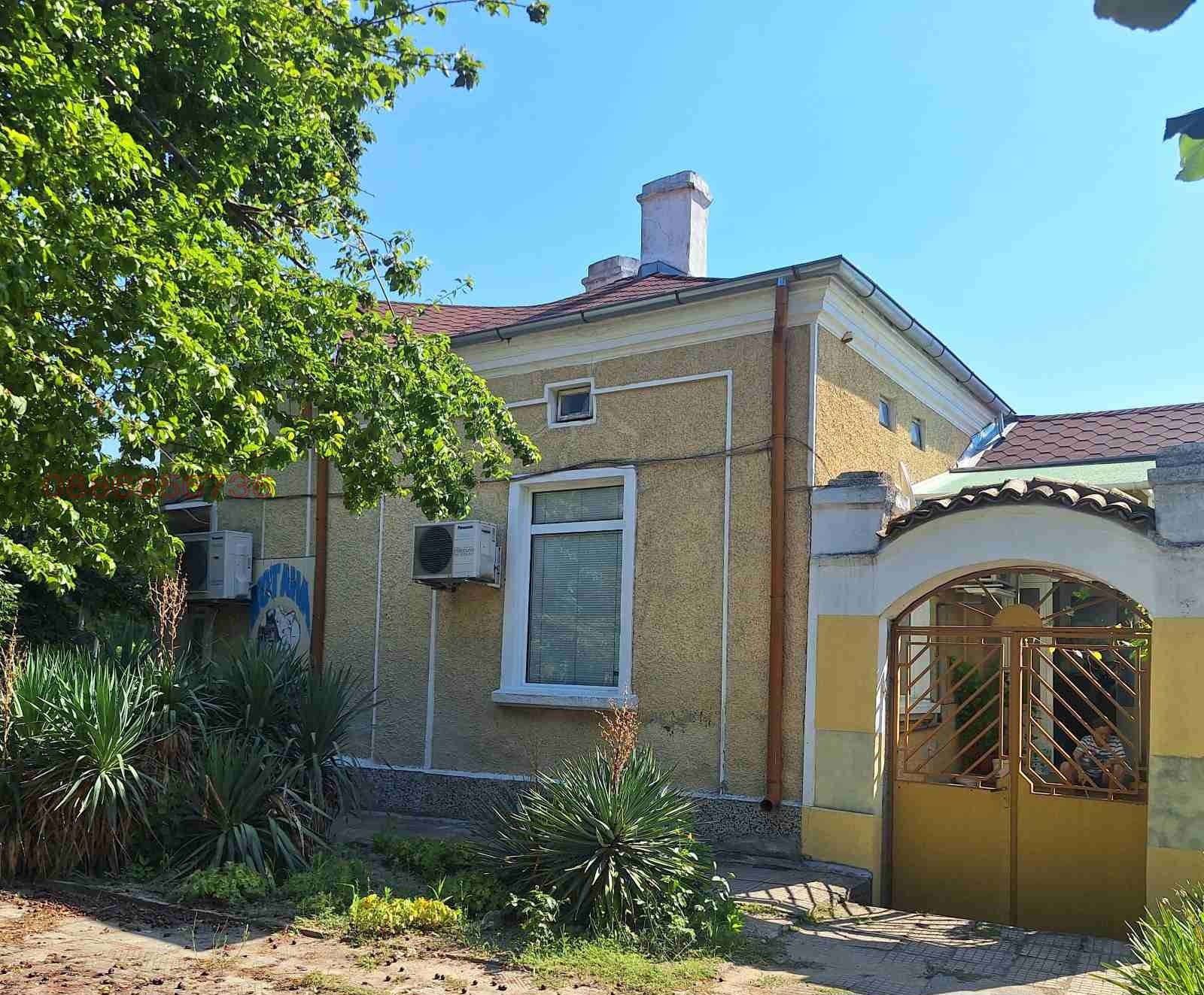 Продава КЪЩА, гр. Нови пазар, област Шумен