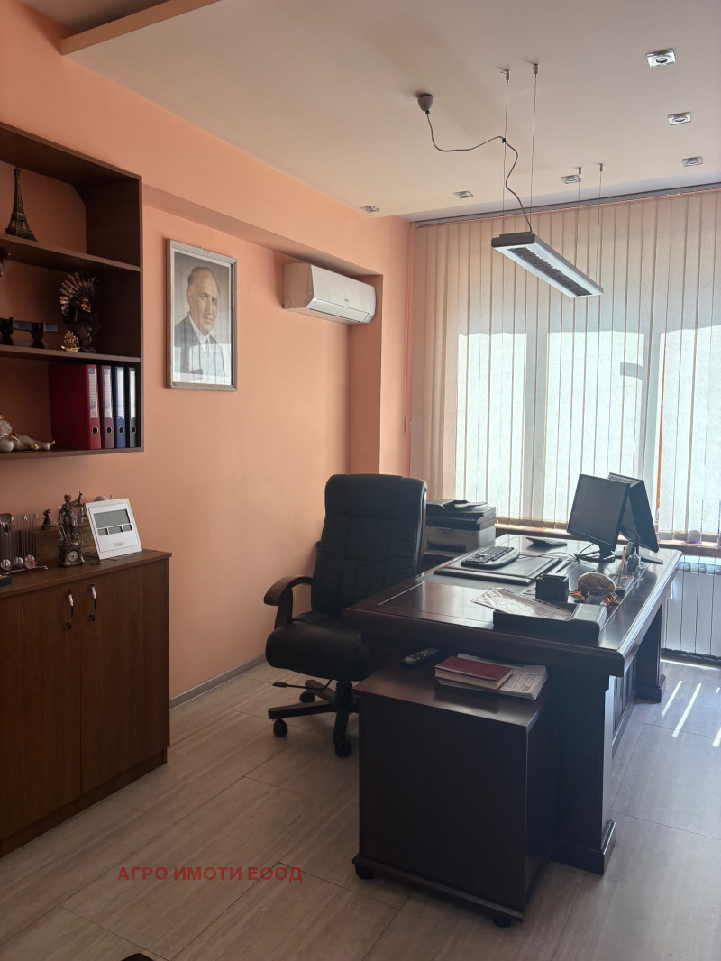 For Sale  2 bedroom Sofia , Tsentar , 100 sq.m | 48662755