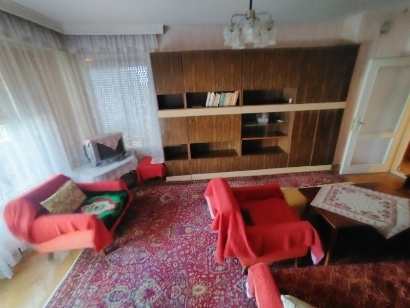 Продава 3-СТАЕН, гр. Шумен, Добруджански, снимка 5 - Апартаменти - 53247651