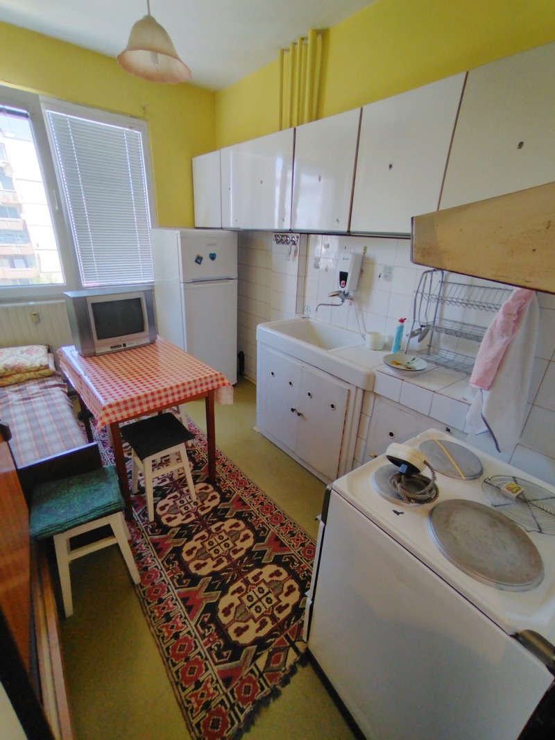 Продава 3-СТАЕН, гр. Шумен, Добруджански, снимка 3 - Апартаменти - 53247651