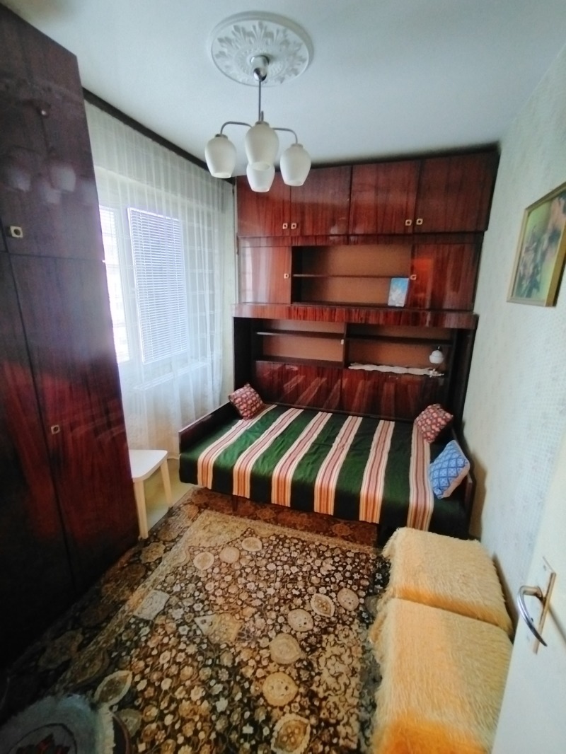 Продава 3-СТАЕН, гр. Шумен, Добруджански, снимка 4 - Апартаменти - 53247651