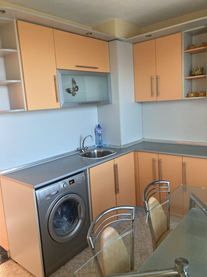 Продава 3-СТАЕН, гр. Плевен, Мара Денчева, снимка 3 - Апартаменти - 53454375