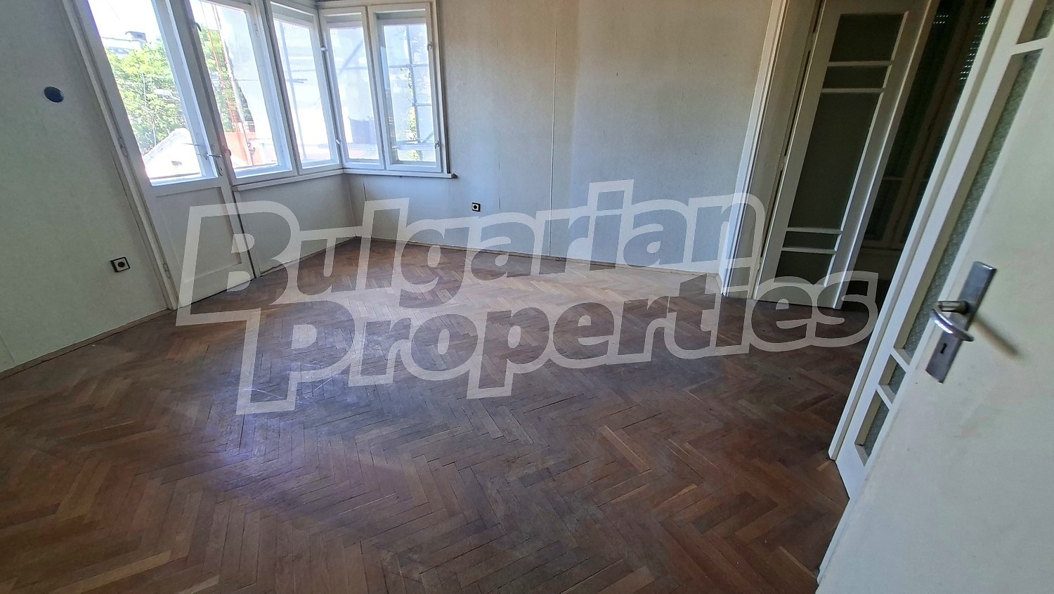 Продава 3-СТАЕН, гр. Варна, Център, снимка 8 - Апартаменти - 54937392