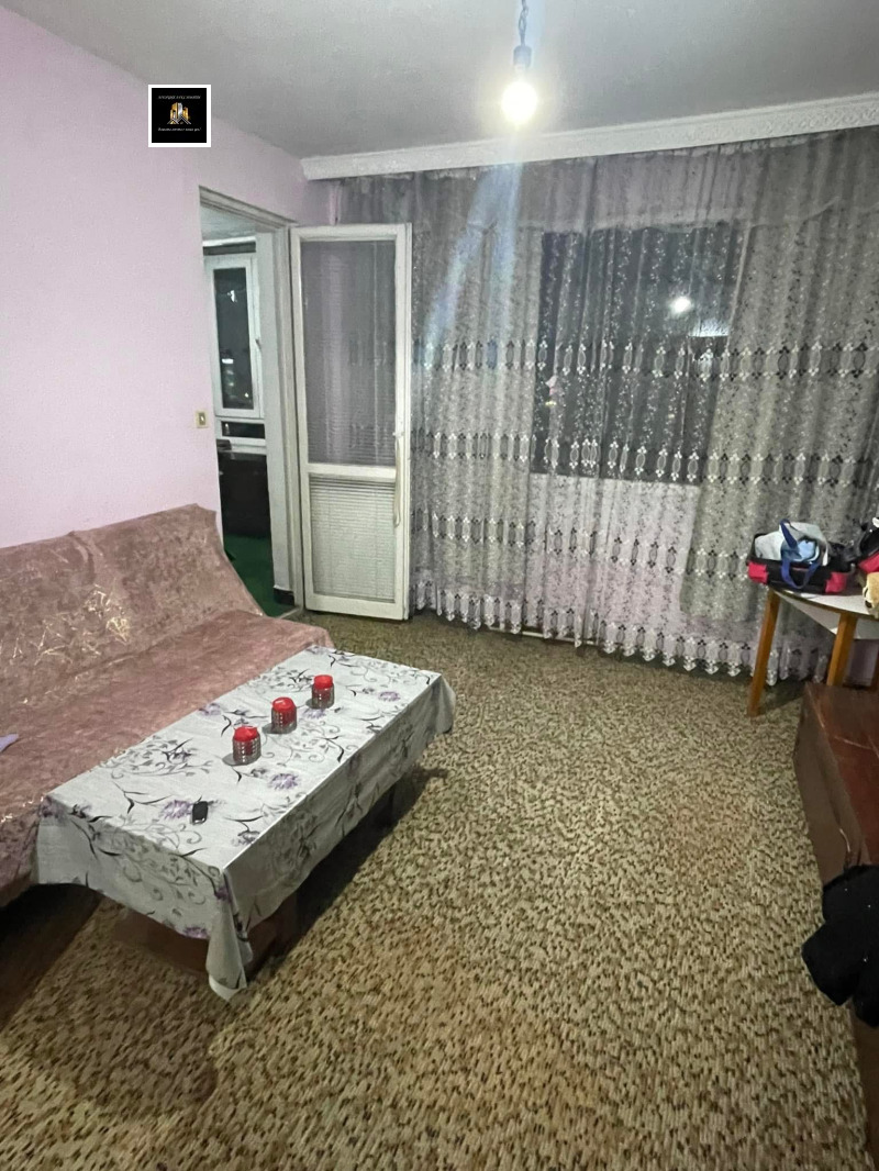 Продава 2-СТАЕН, гр. Шумен, Пазара, снимка 5 - Aпартаменти - 48623345