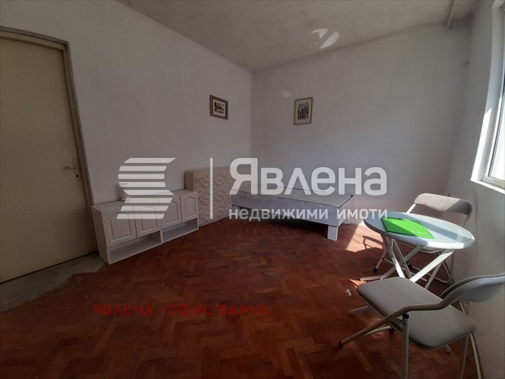 Продава 3-СТАЕН, гр. Варна, Колхозен пазар, снимка 1 - Aпартаменти - 49537175