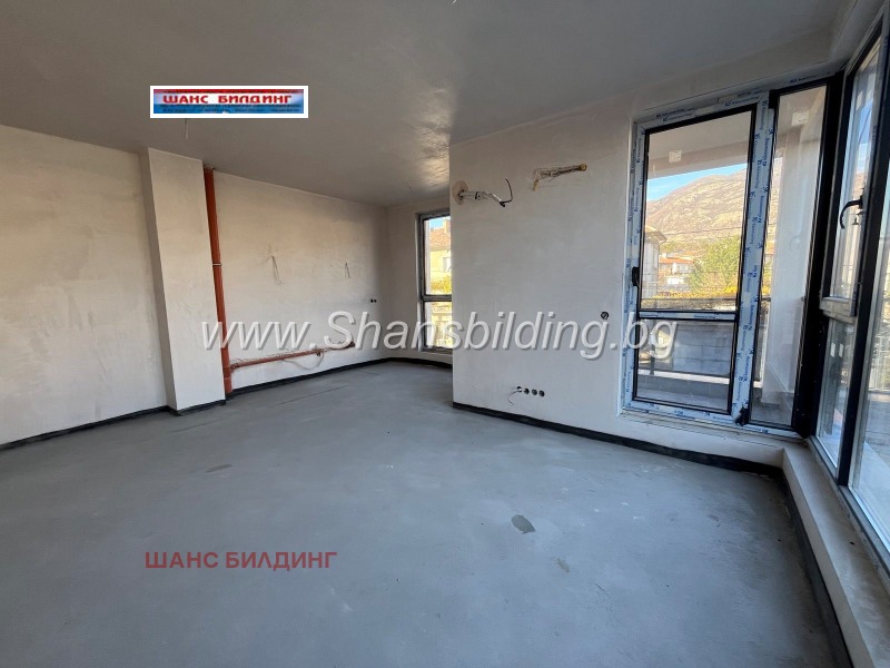 Продава 3-СТАЕН, област Пловдив, гр. Карлово • 109480 € / 214124.27 лв. • 25305948 1