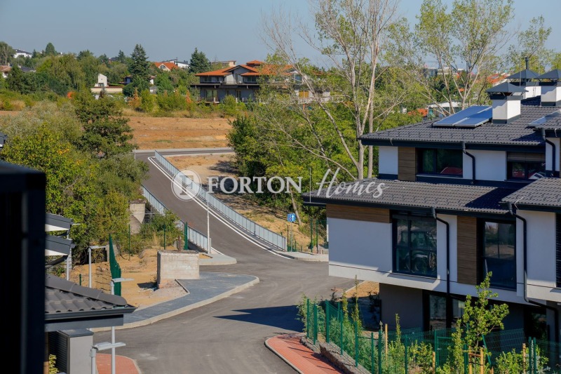 Продава КЪЩА, гр. София, м-т Камбаните, снимка 4 - Къщи - 52799277