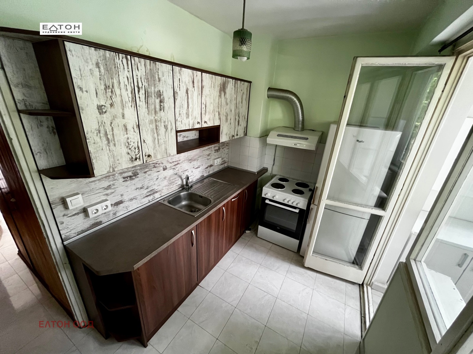 Продава 3-СТАЕН, гр. София, Бъкстон, снимка 2 - Апартаменти - 54788746
