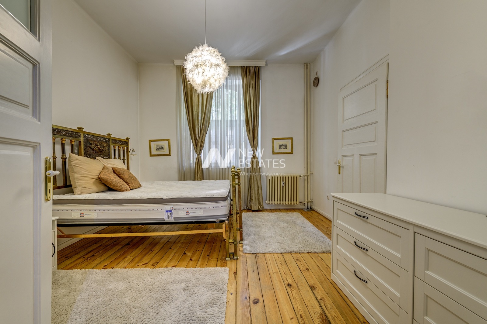 Продава 3-СТАЕН, гр. София, Център, снимка 2 - Апартаменти - 55598087