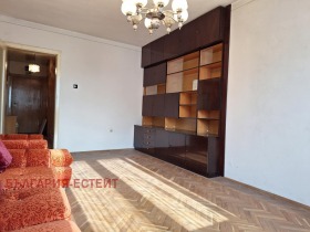 3+ camere da letto Iztok 1, Targovishte 2