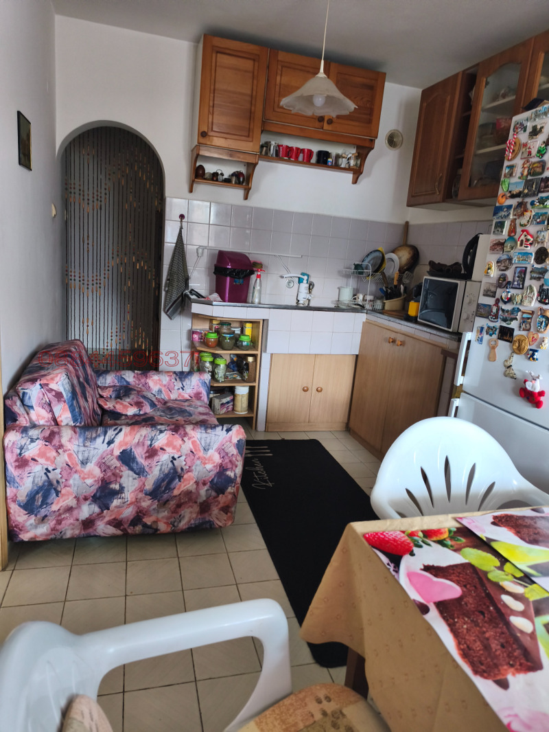 Продава 4-СТАЕН, гр. Варна, Лятно кино Тракия, снимка 6 - Апартаменти - 53242060