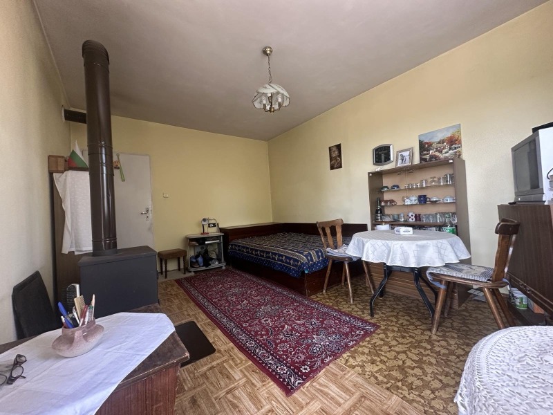 Eladó  Ház régió Pernik , Raduj , 72 négyzetméter | 82002583 - kép [5]