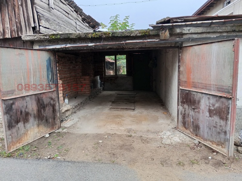 Продава КЪЩА, с. Радуил, област София област, снимка 14 - Къщи - 52784389