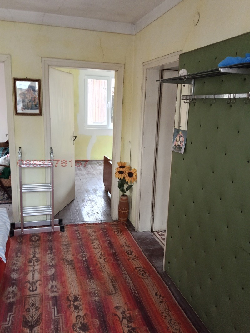 Продава КЪЩА, с. Радуил, област София област, снимка 10 - Къщи - 52784389