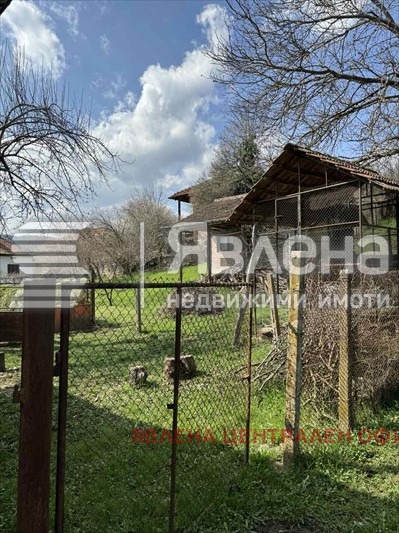 Продава КЪЩА, с. Джурово, област София област, снимка 7 - Къщи - 53803845