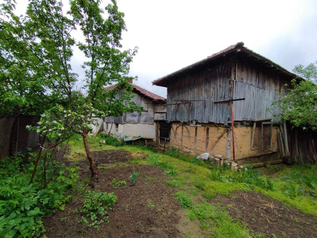 Продава КЪЩА, с. Борима, област Ловеч, снимка 16 - Къщи - 55228816