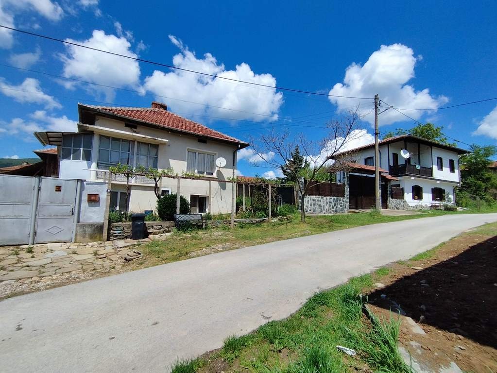 Продава КЪЩА, с. Борима, област Ловеч, снимка 3 - Къщи - 55228816