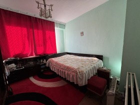 2 Schlafzimmer Tscholakowzi, Weliko Tarnowo 8