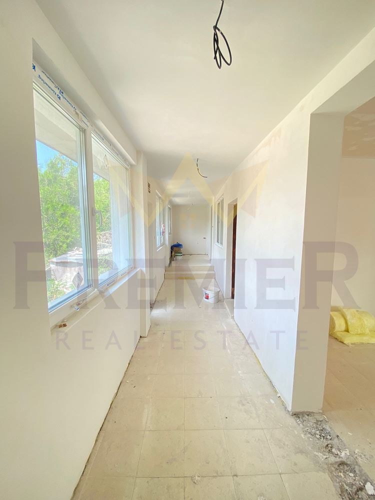 Till salu  Hus Varna , Izgrev , 200 kvm | 77866012 - bild [17]