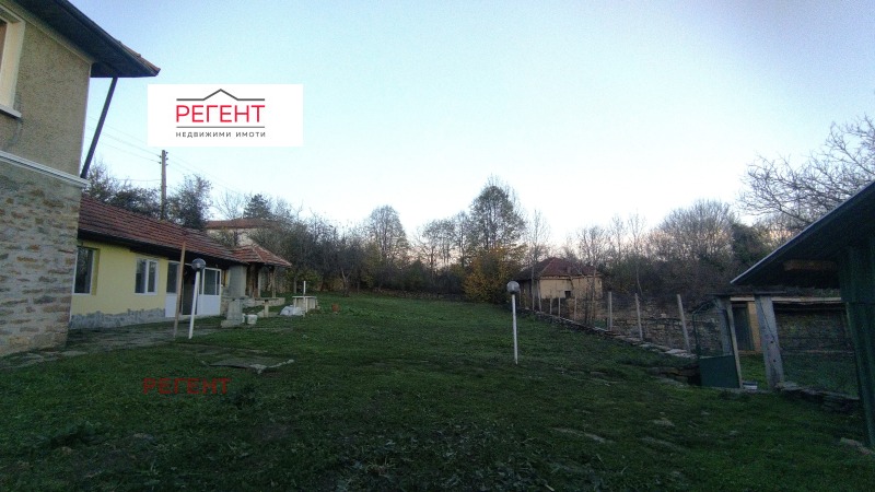 Продава КЪЩА, с. Косарка, област Габрово, снимка 2 - Къщи - 52456586