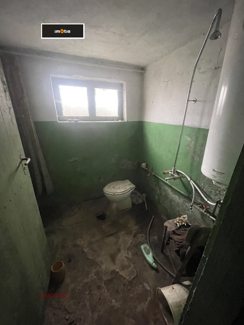 Продава КЪЩА, с. Добродан, област Ловеч, снимка 10 - Къщи - 53429630