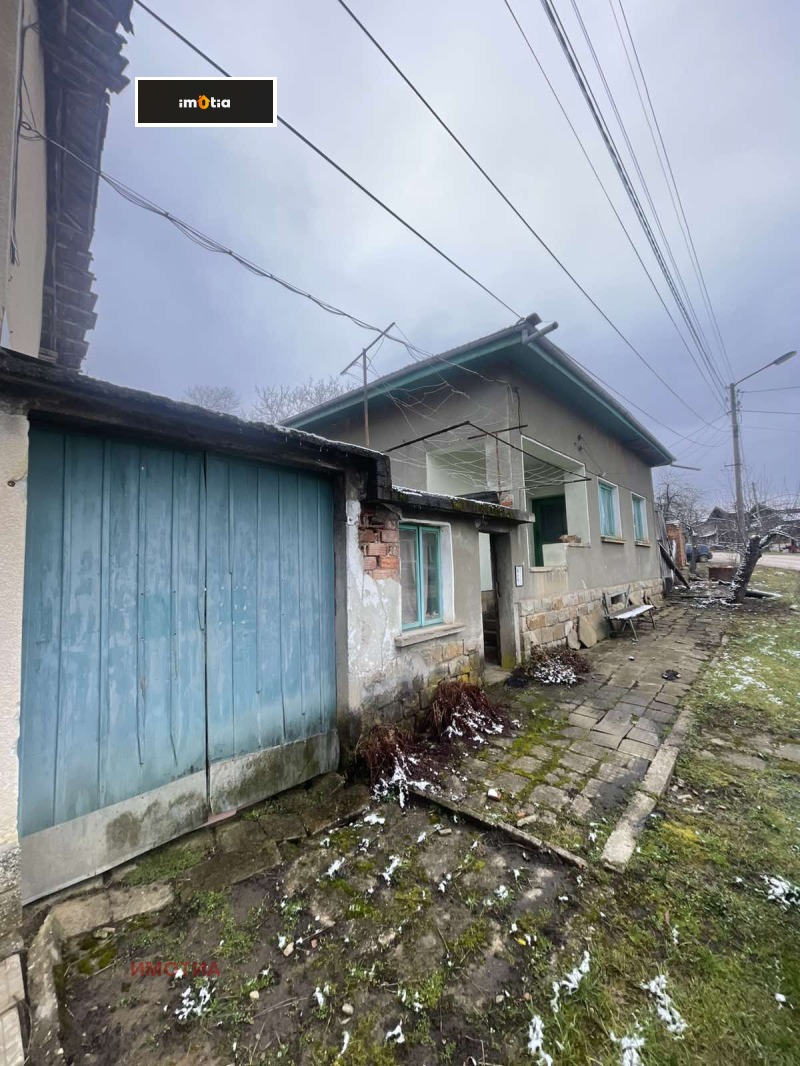 Продава КЪЩА, с. Добродан, област Ловеч