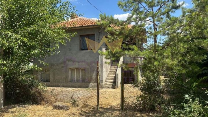 Продава КЪЩА, с. Царевци, област Варна, снимка 3 - Къщи - 53464318