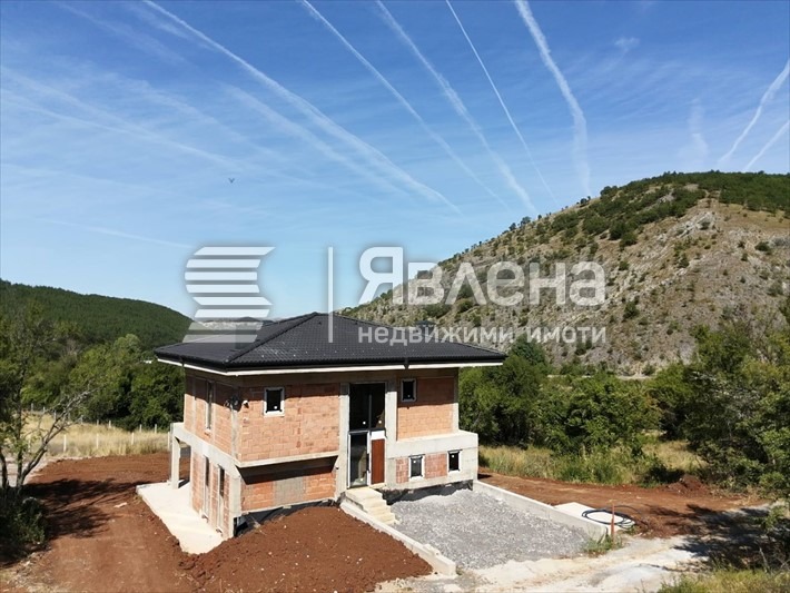 Продава КЪЩА, с. Боснек, област Перник, снимка 7 - Къщи - 55945862