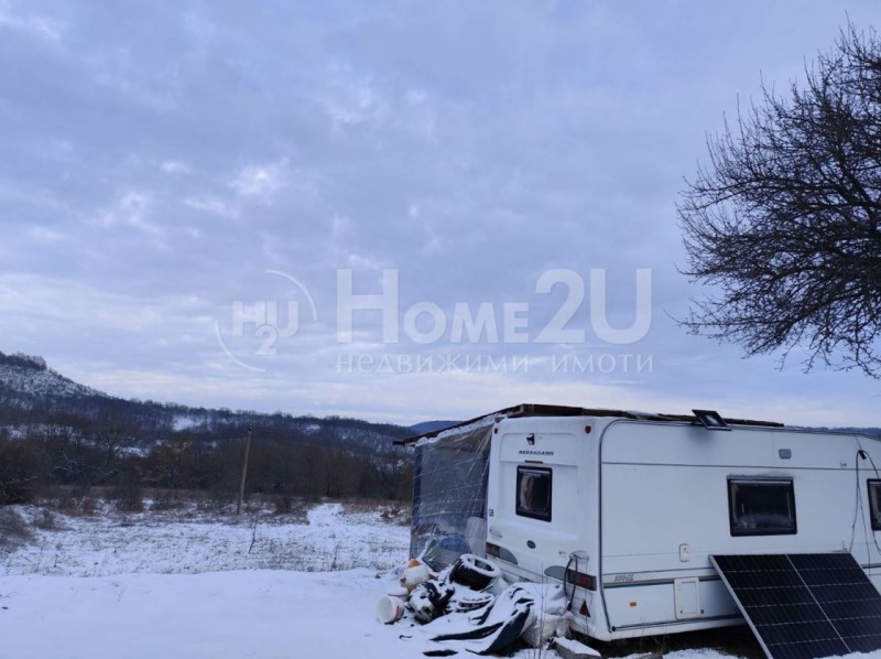 Продава ПАРЦЕЛ, с. Долище, област Варна