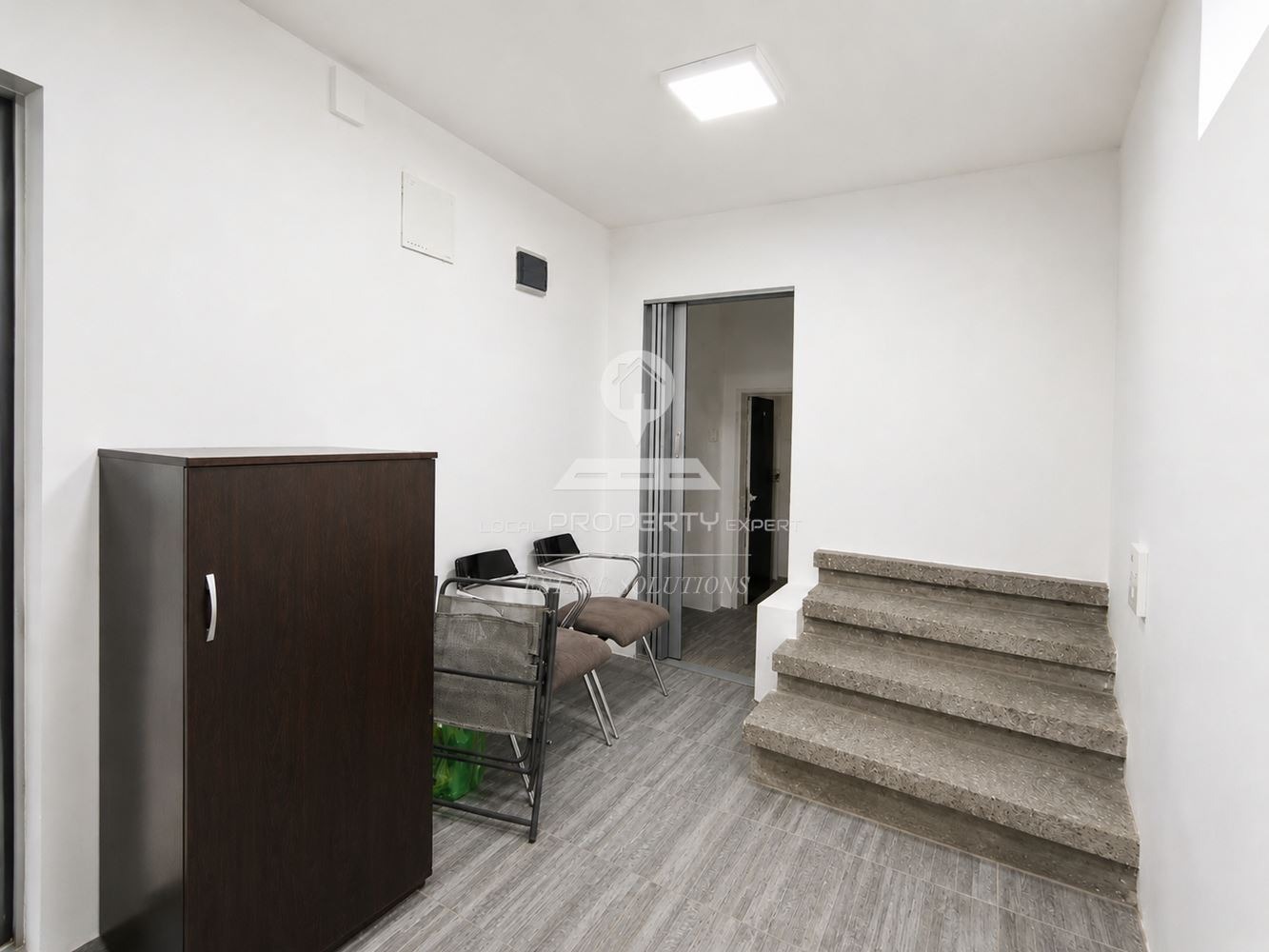 Продава МАГАЗИН, гр. Банско, област Благоевград, снимка 5 - Магазини - 56130041