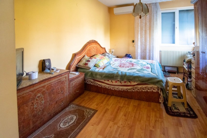 Продава 2-СТАЕН, гр. Сливен, Стоян Заимов, снимка 2 - Апартаменти - 53016160