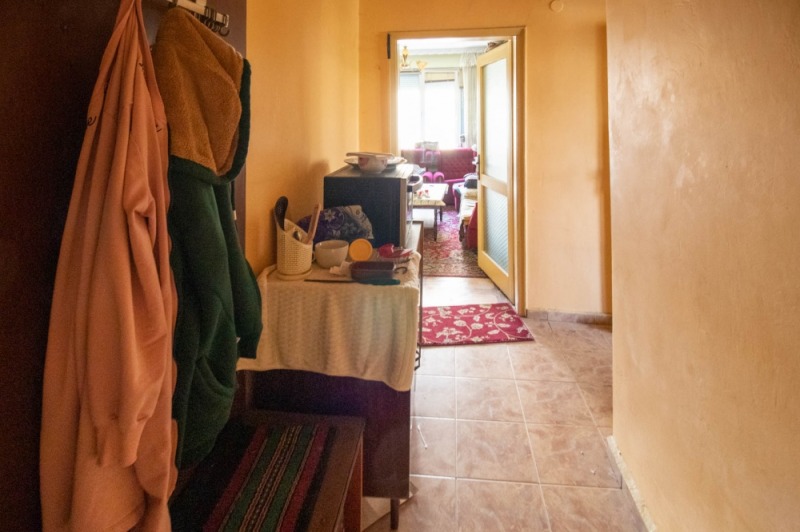 Продава 2-СТАЕН, гр. Сливен, Стоян Заимов, снимка 6 - Апартаменти - 52491146