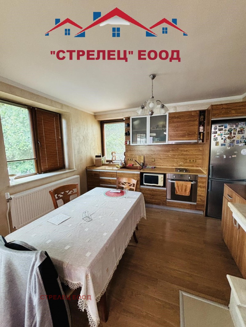 Продава  4-стаен град Добрич , Център , 130 кв.м | 34226787 - изображение [5]