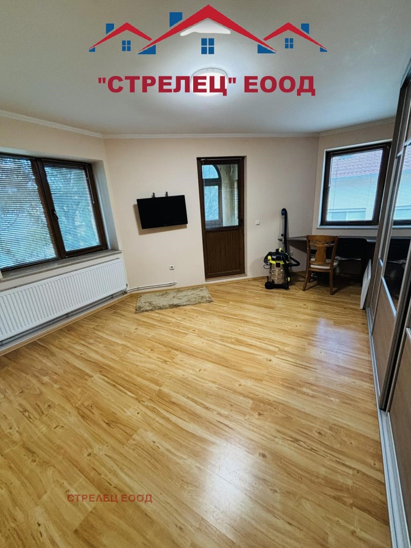 Продава  4-стаен град Добрич , Център , 130 кв.м | 34226787 - изображение [12]