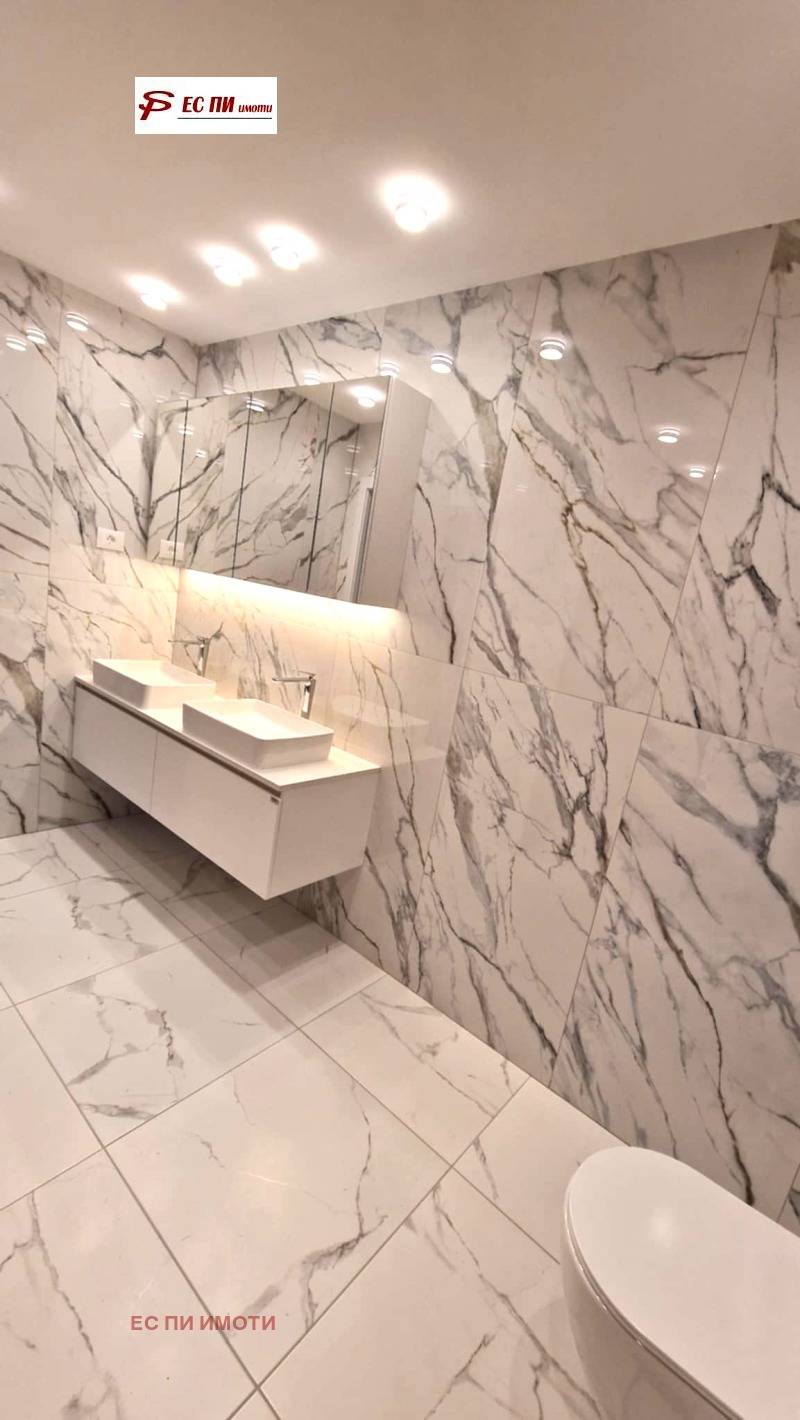 Продава МНОГОСТАЕН, гр. Русе, Център, снимка 7 - Апартаменти - 53382814