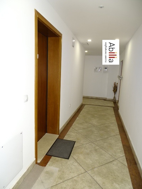 Продава ОФИС, гр. София, Център, снимка 14 - Офиси - 54627838