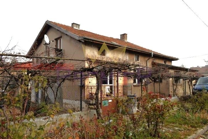 Myytävänä  Talo Sofia , Svetovratšene , 129 neliömetriä | 47452532