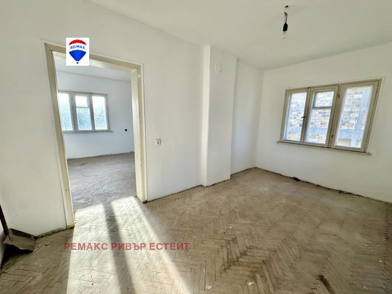 Продава КЪЩА, с. Пиргово, област Русе, снимка 9 - Къщи - 52246888