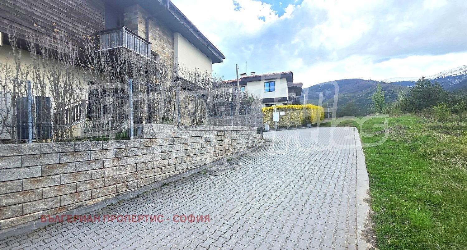 Продава ПАРЦЕЛ, гр. София, с. Бистрица