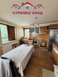 Продава 4-СТАЕН, град Добрич, Център • 140000 € • 17087145 — Holmes.bg