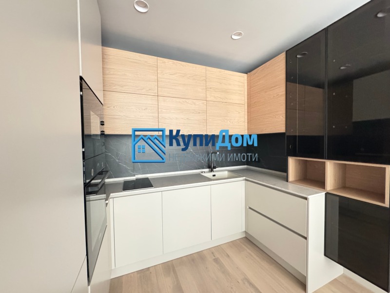 Продава  2-стаен, град Варна, к.к. Св.Св. Константин и Елена •  293 000 € • ID 93520667 — holmes.bg - [1] 