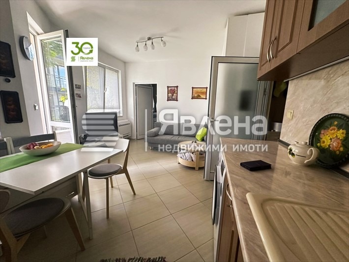 Продава 2-СТАЕН, гр. Варна, Колхозен пазар