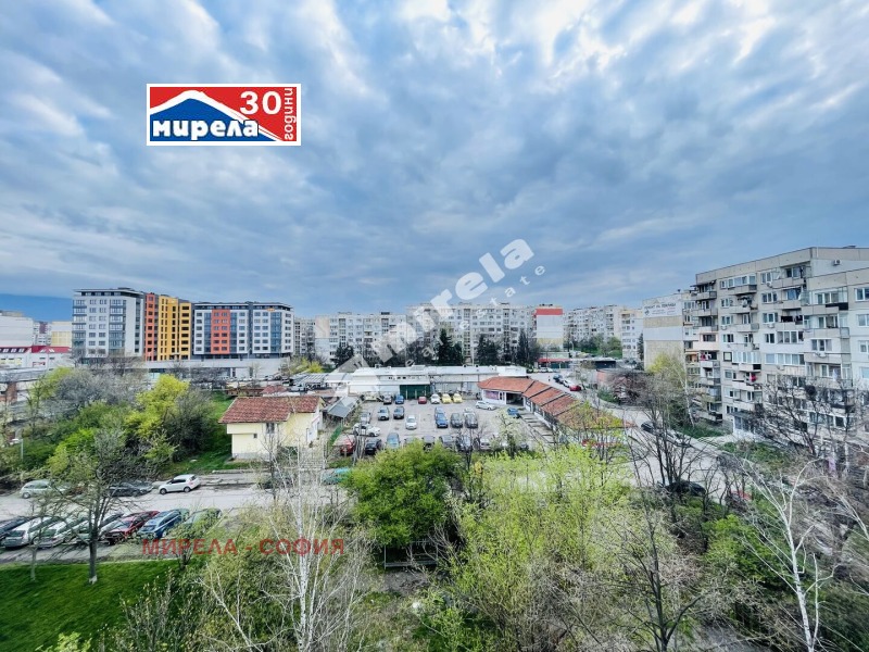 Eladó  2 hálószobás Sofia , Ljulin 3 , 84 négyzetméter | 18469433