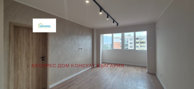 На продаж  2 спальні София , Красна поляна 3 , 90 кв.м | 71189194