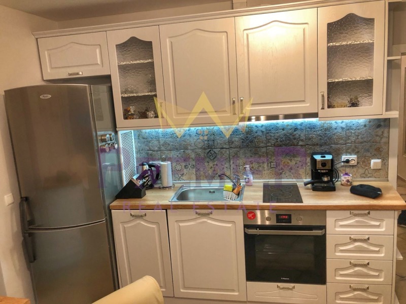 Na prodej  2 ložnice Varna , Centar , 80 m2 | 75918010 - obraz [4]
