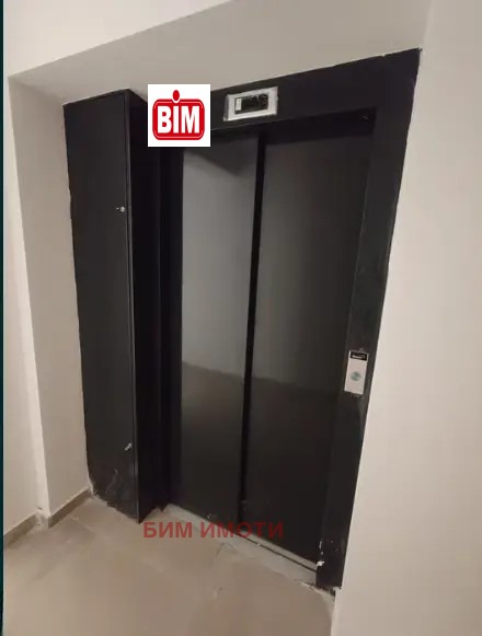 Продава 3-СТАЕН, гр. Пловдив, Остромила, снимка 3 - Апартаменти - 53170290