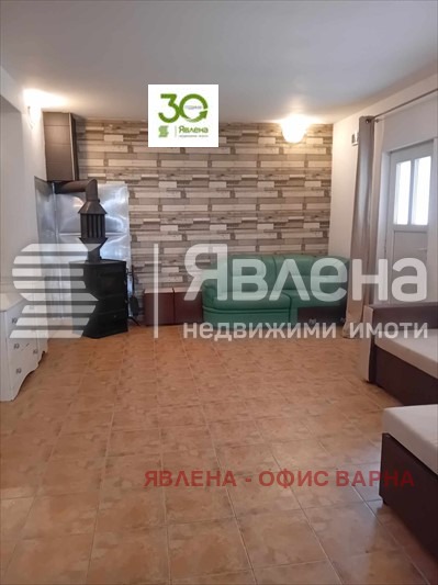 Продава КЪЩА, с. Аврен, област Варна, снимка 10 - Къщи - 47697931