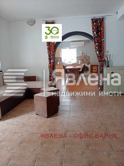 Продава КЪЩА, с. Аврен, област Варна, снимка 12 - Къщи - 47697931