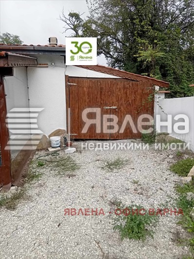 Продава КЪЩА, с. Аврен, област Варна, снимка 15 - Къщи - 47697931